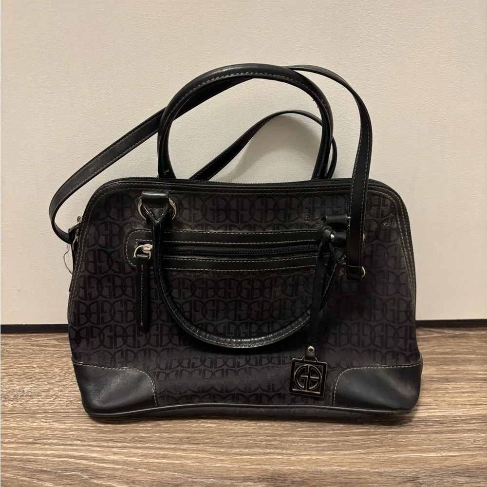 Gianni Bernini Black Handbag Double Handles Metal Feet. Preowned Exc Condition